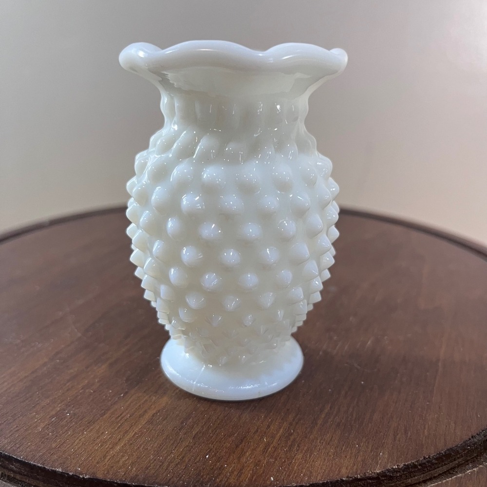 Vtg Fenton Milk Glass Hobnail Ruffled Mini Bud Vase White 4 Inch
